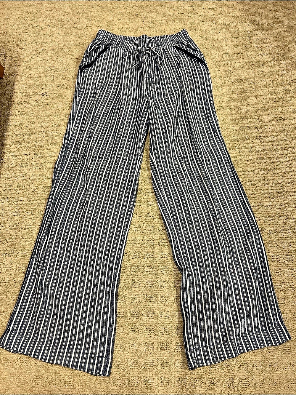 BRIGGS Striped Wide Leg Pants in Blue & White Size Medium